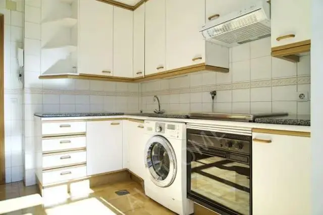 馬德里租房apartment near Calle Isla Malaita