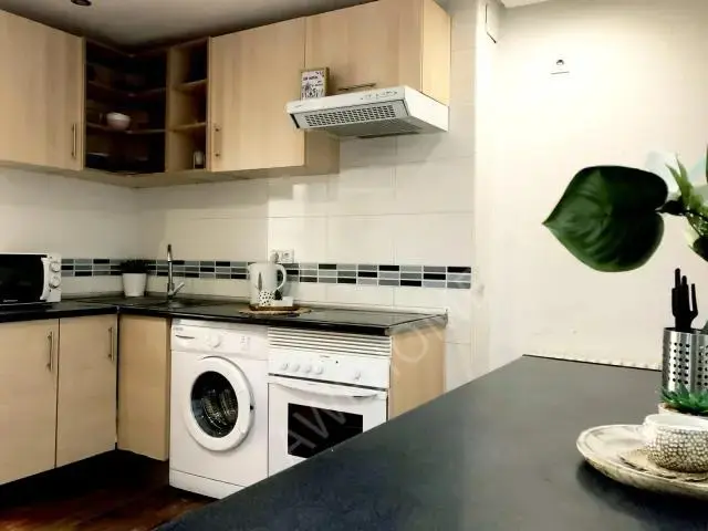 馬德里租房apartment in Huertas   Cortes (Centro)