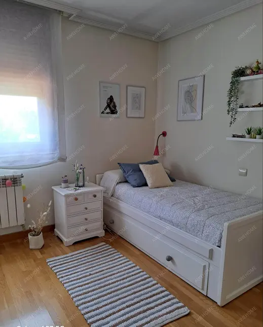 馬德里租房house near Calle de Jovellanos