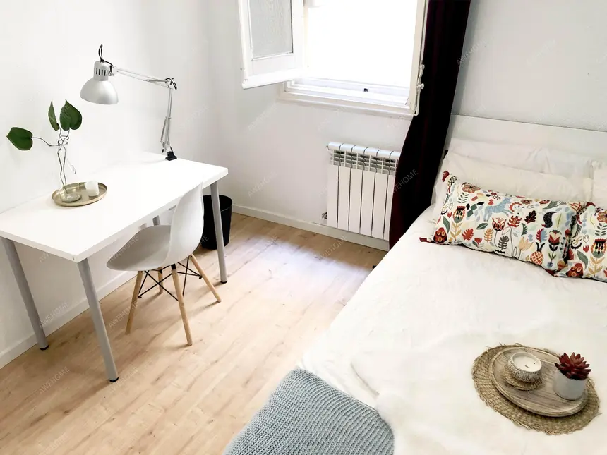 馬德里租房apartment in Huertas   Cortes (Centro)
