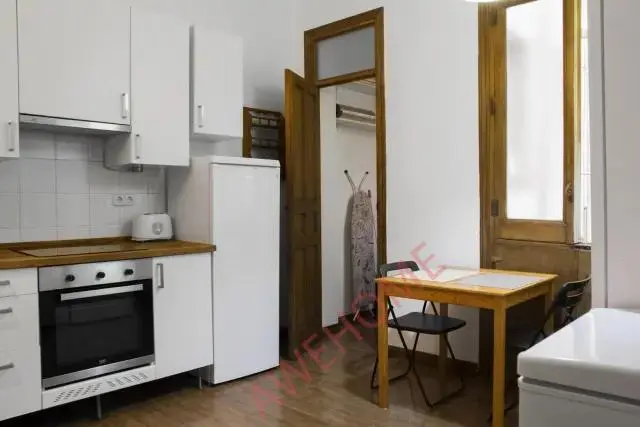 馬德里租房apartment in Almagro (Chamberi)