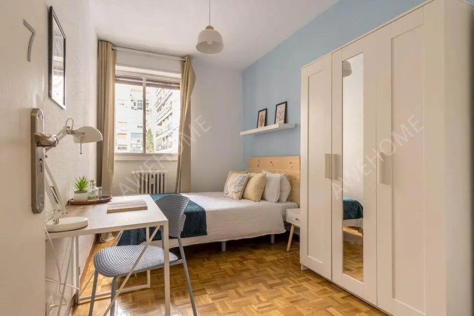 馬德里租房apartment in Cuatro Caminos (Tetuan)