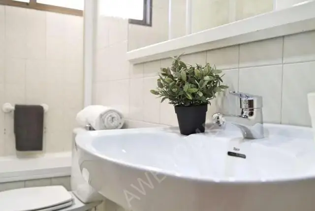 馬德里租房apartment near Calle Isla Malaita