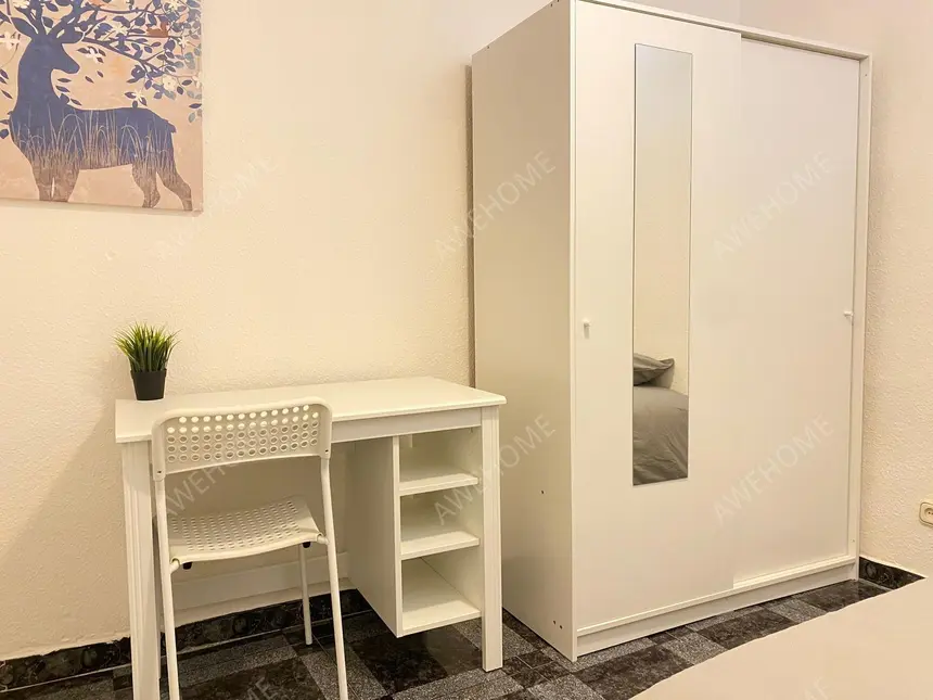馬德里租房apartment in San Isidro (Latina)