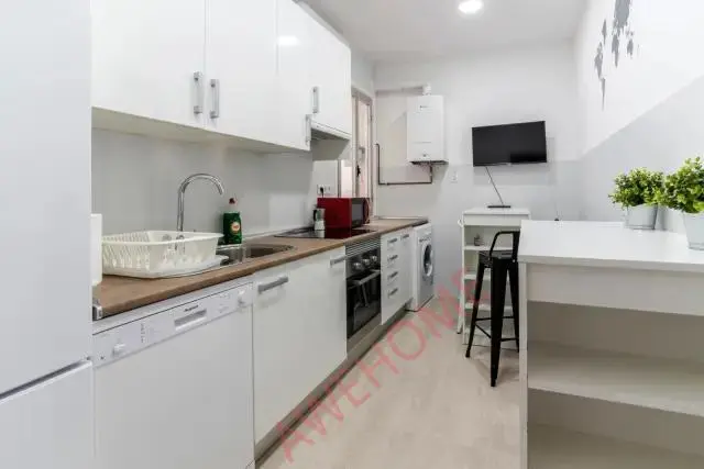 馬德里租房apartment in Huertas   Cortes (Centro)
