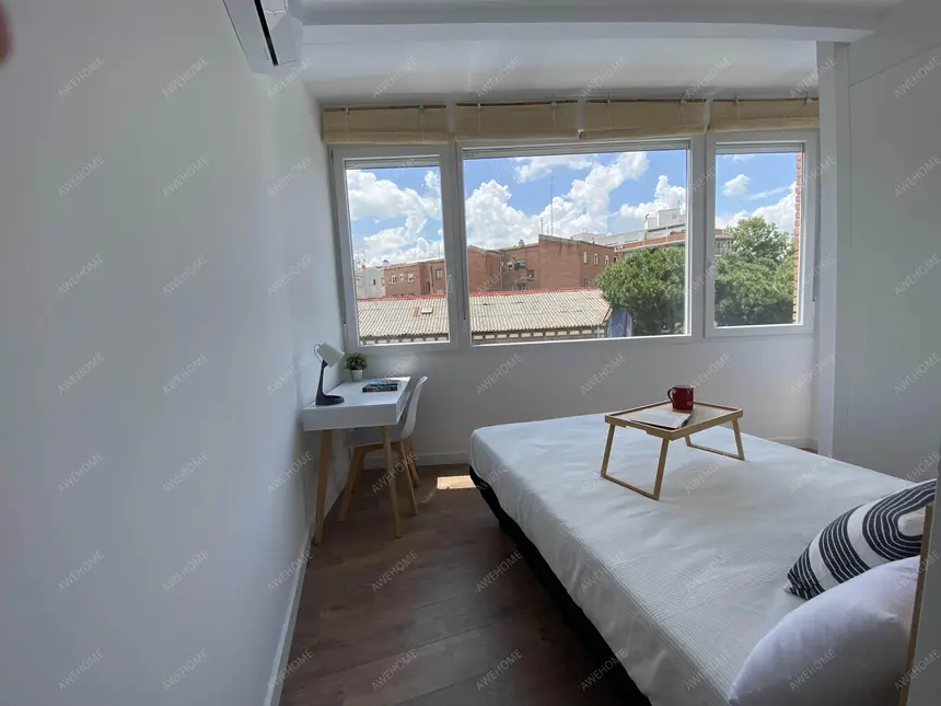 馬德里租房apartment in Carpetana (Latina)