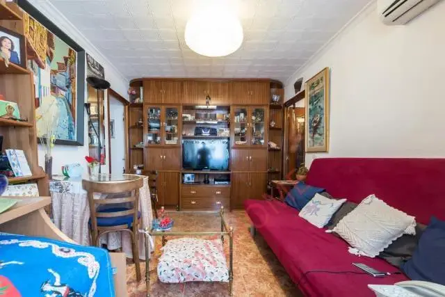馬德里租房apartment in Ventas (Salamanca)