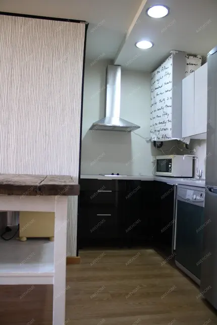 馬德里租房apartment near Calle Maraton 6,A ESC A