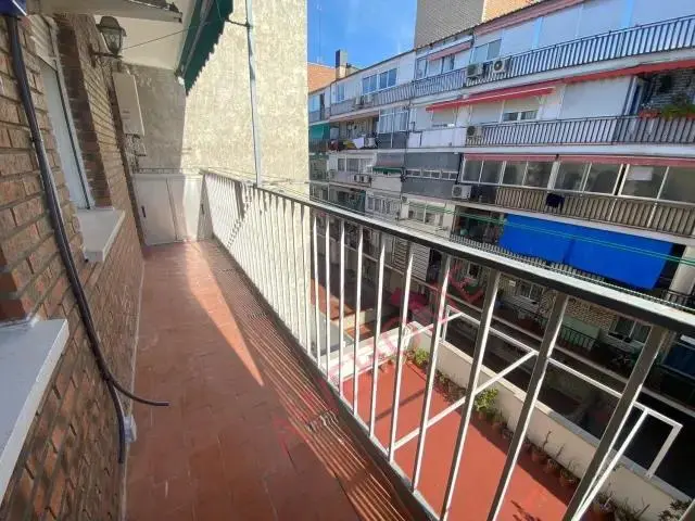 馬德里租房apartment near Calle de Cardenosa