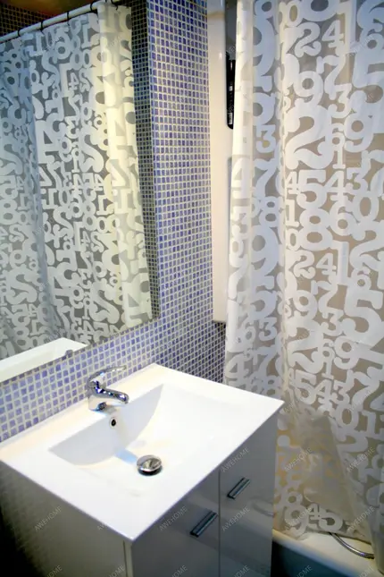 馬德里租房apartment near Calle Maraton 6,A ESC A