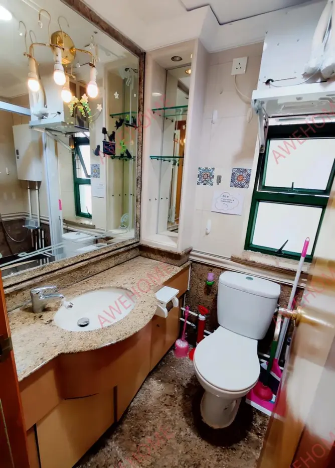 中國香港租房東港城男生四人戶型