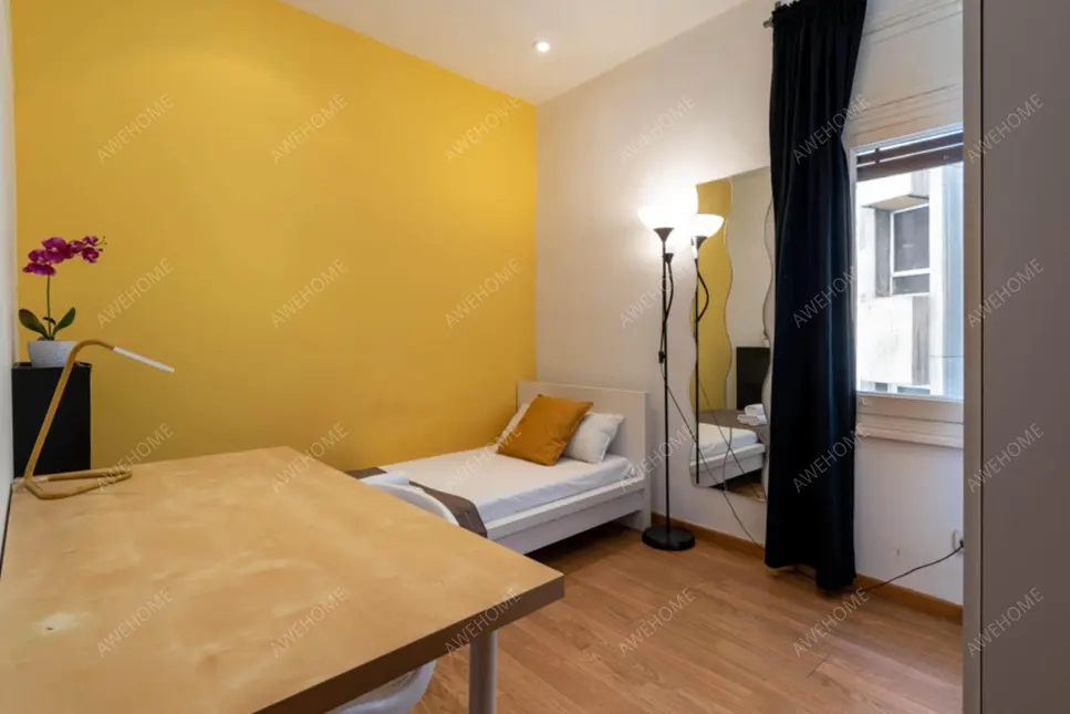 馬德里租房apartment in Almagro (Chamberi)