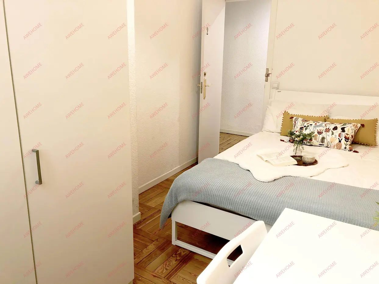 馬德里租房apartment in Huertas   Cortes (Centro)