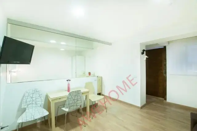 馬德里租房apartment in Huertas   Cortes (Centro)