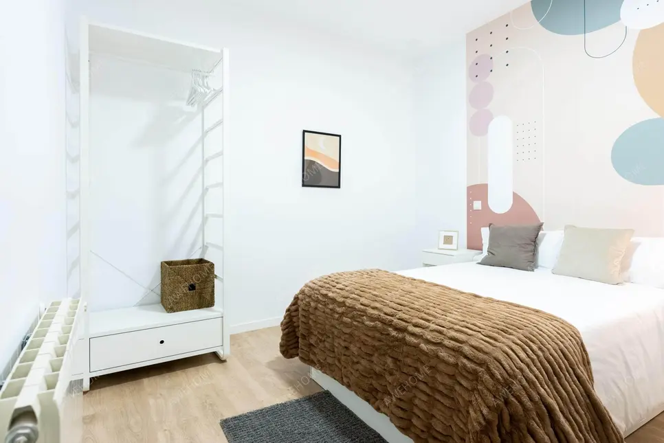 馬德里租房apartment in Huertas   Cortes (Centro)