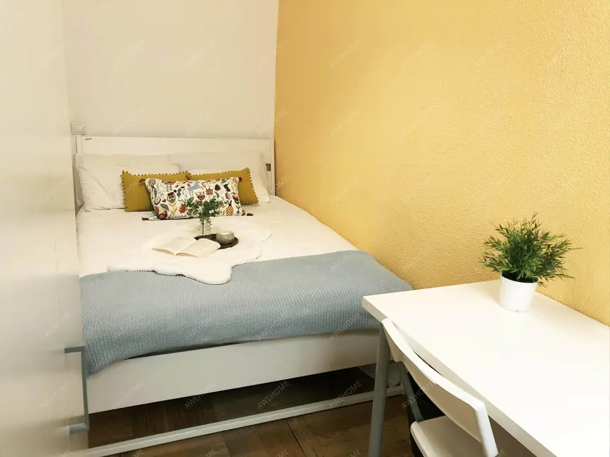 馬德里租房apartment in Huertas   Cortes (Centro)