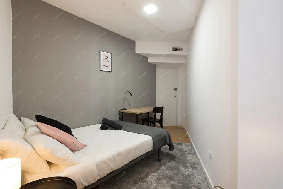 馬德里租房apartment in Huertas   Cortes (Centro)