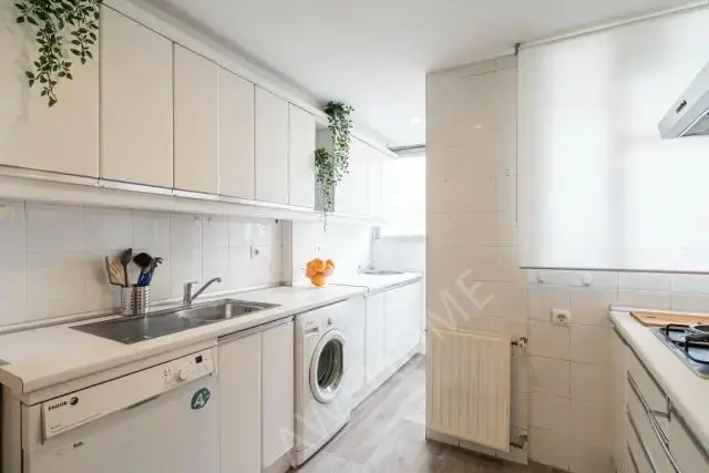 馬德里租房apartment in Cuatro Caminos (Tetuan)