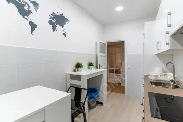 馬德里租房apartment in Huertas   Cortes (Centro)