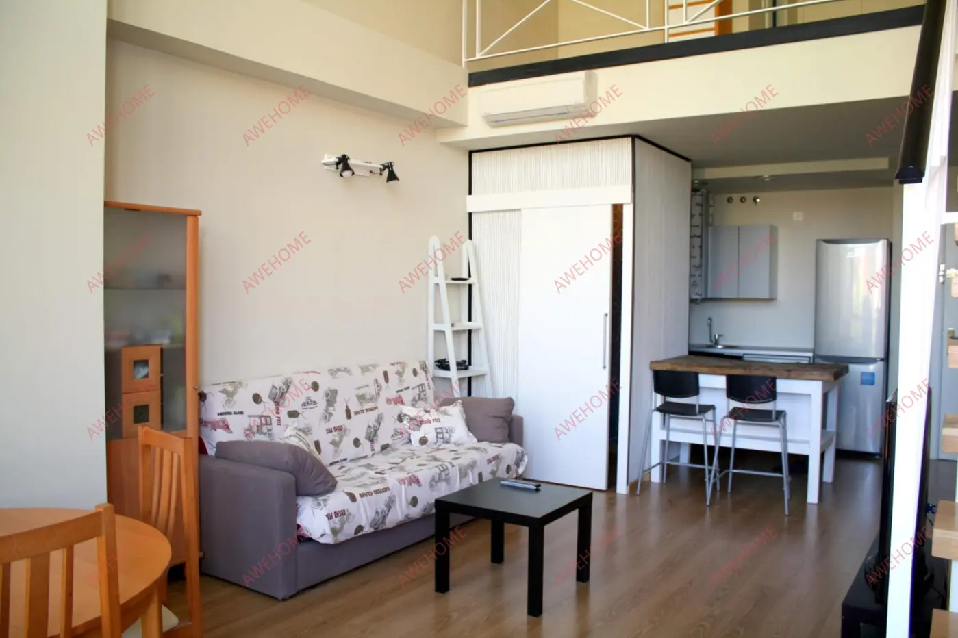 馬德里租房apartment near Calle Maraton 6,A ESC A