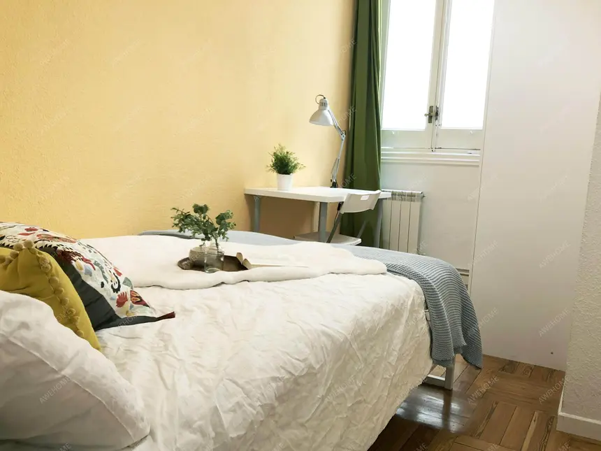 馬德里租房apartment in Huertas   Cortes (Centro)