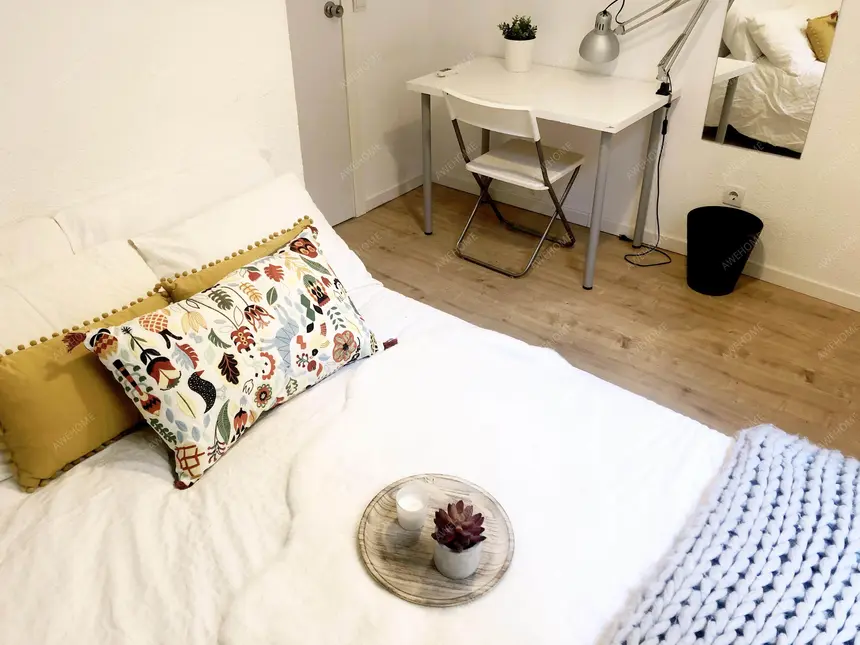 馬德里租房apartment in Huertas   Cortes (Centro)