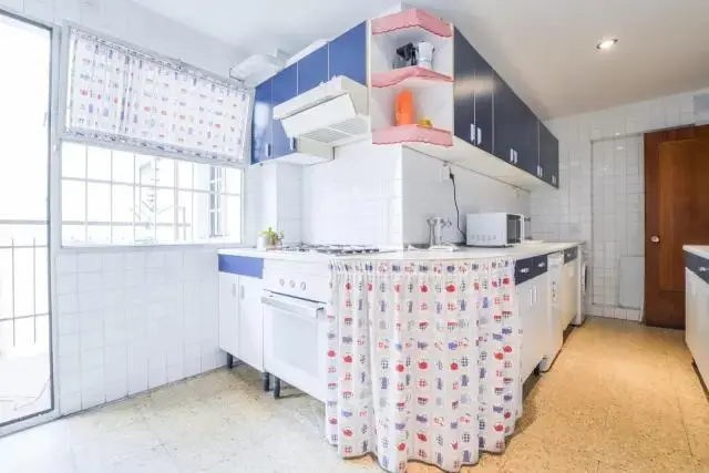 馬德里租房apartment near Calle Rafael Herrera