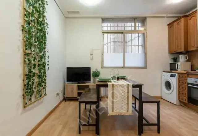 馬德里租房apartment in Huertas   Cortes (Centro)