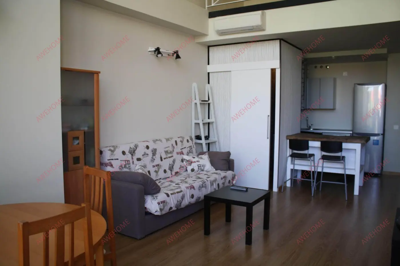 馬德里租房apartment near Calle Maraton 6,A ESC A