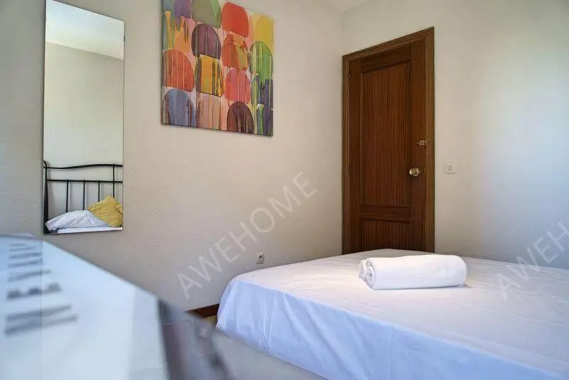 馬德里租房apartment near Calle Isla Malaita