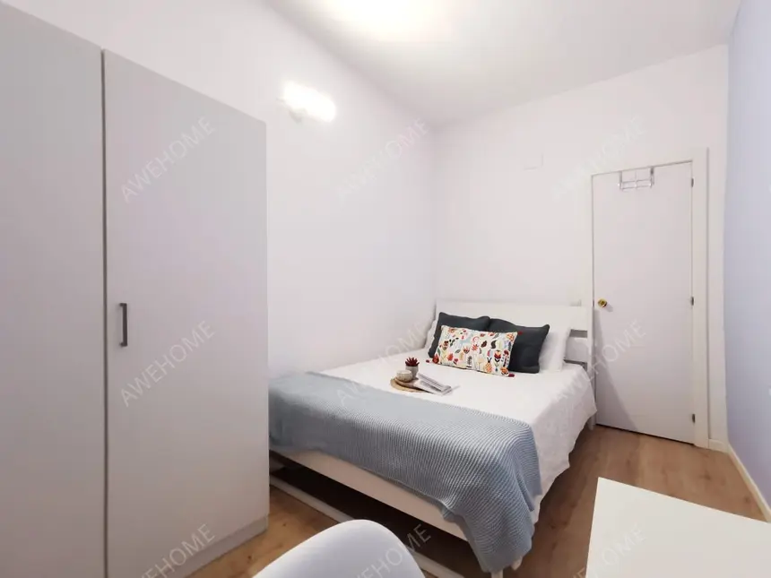 馬德里租房apartment in Huertas   Cortes (Centro)