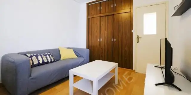 馬德里租房apartment in Carpetana (Latina)