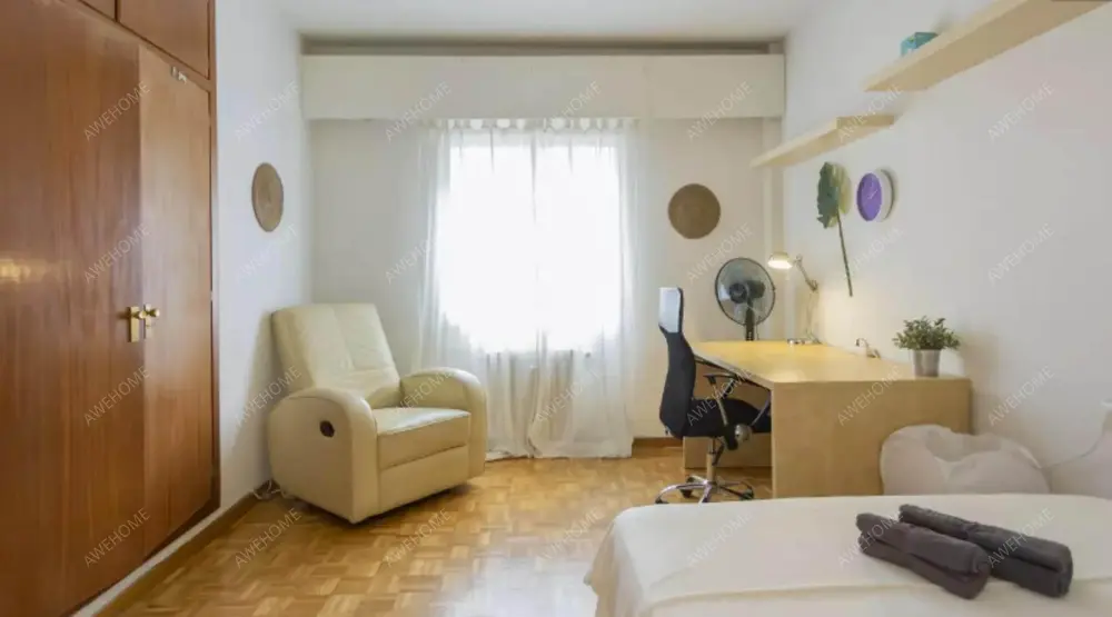 馬德里租房apartment near Calle Rafael Herrera