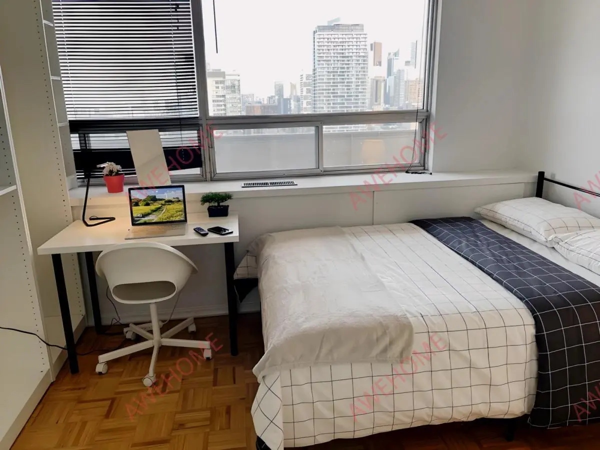 多倫多租房Pearson Housing - Wellesley St