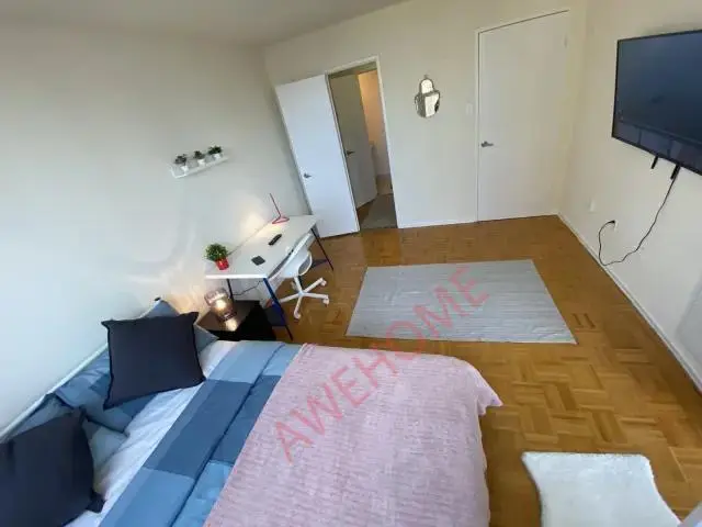 多倫多租房Pearson Housing - Carlton St