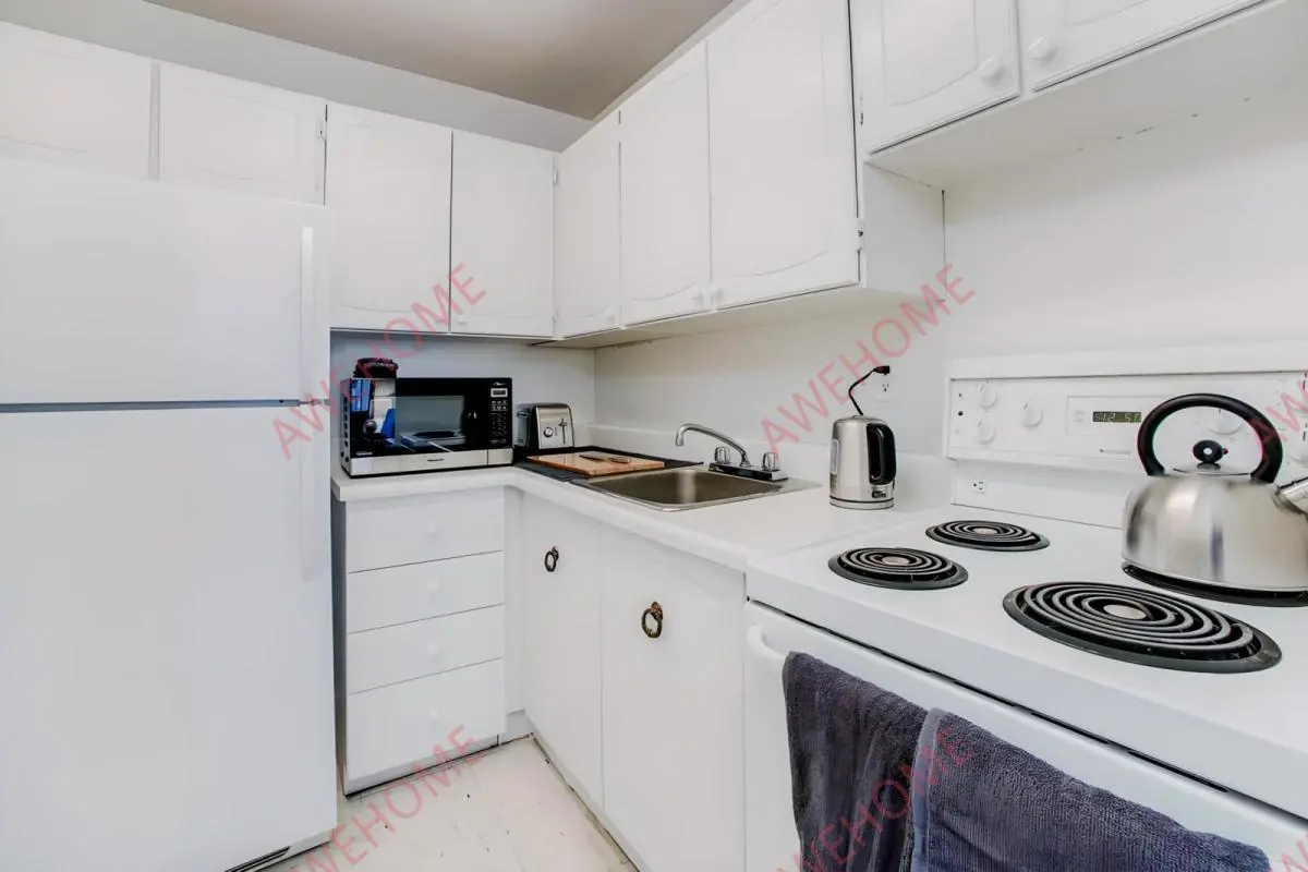 多倫多租房Pearson Housing - Carlton St
