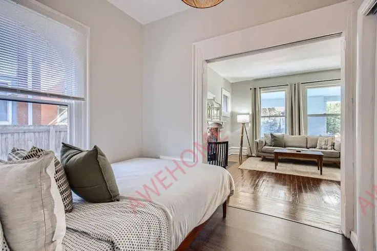 Denver RentalsNorth Downing Street 1054701P