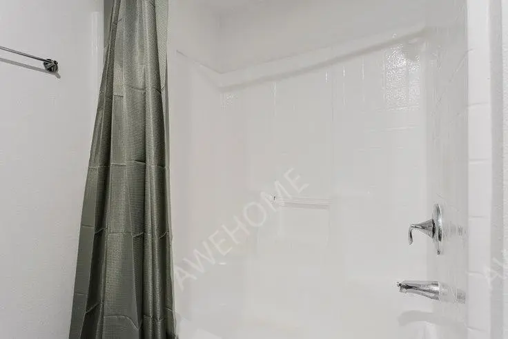 洛杉磯租房1724 N Highland 1311