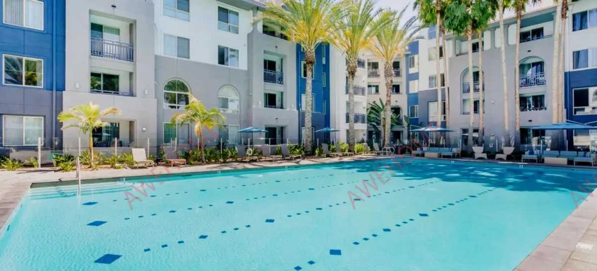 爾灣市租房17402 Millikan Ave