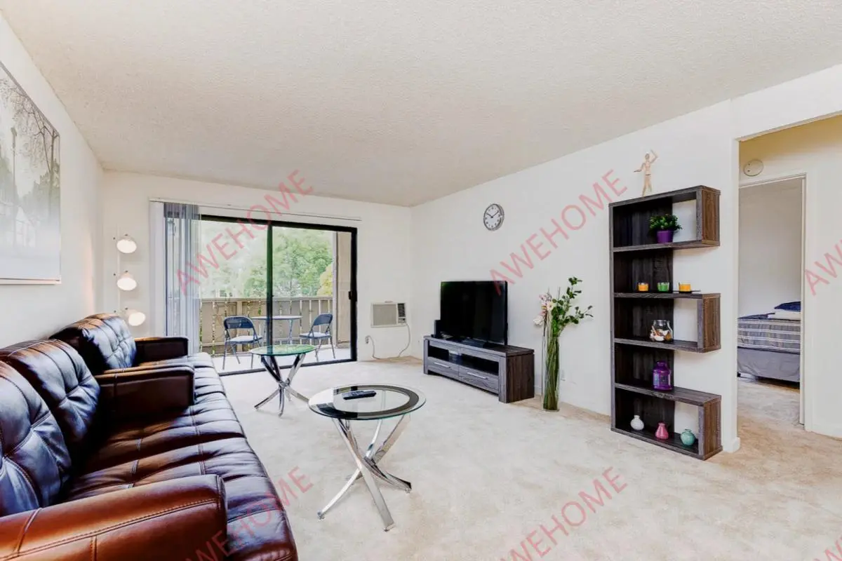 爾灣市租房3701 Parkview Ln (Furnished)