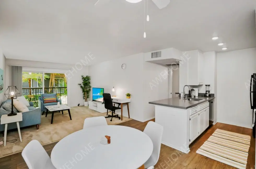 洛杉磯租房3600 Barham Blvd