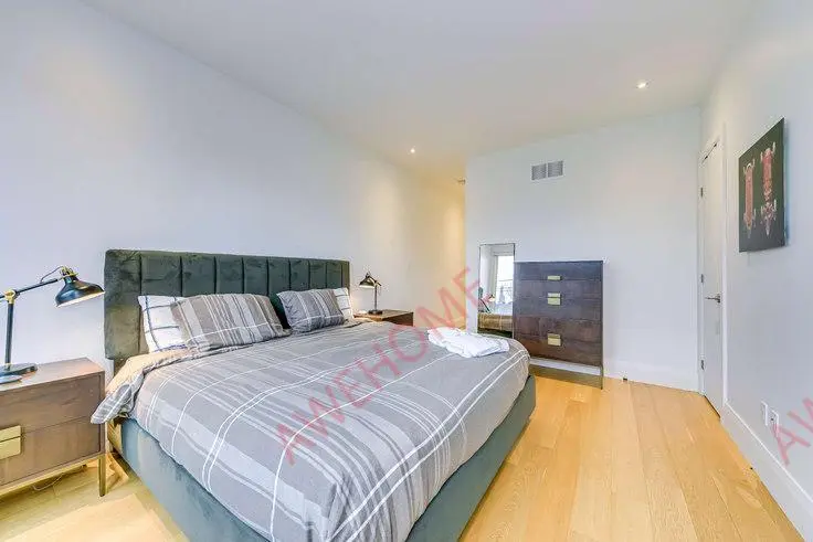 TorontoHomestay Rentals[Homestay]Lippincott Street 1038808P