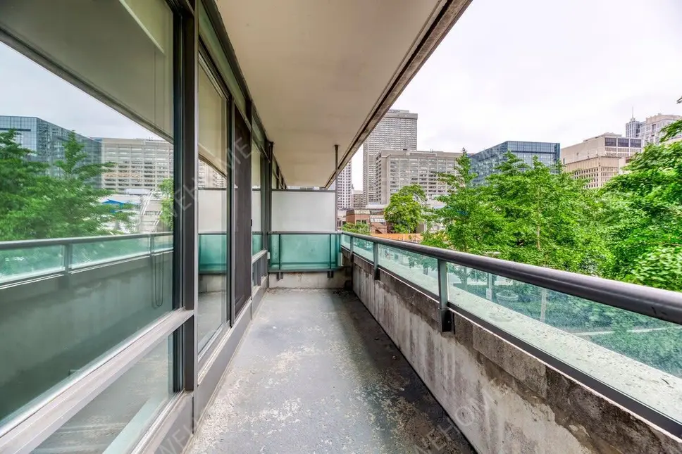 多倫多租房Yorkville 1 Bedroom Plus Home Office Suite