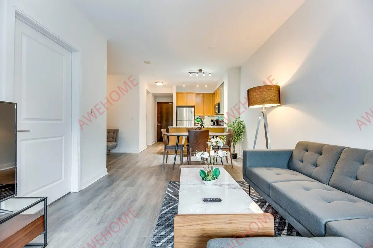 多倫多租房Yorkville 1 Bedroom Plus Home Office Suite