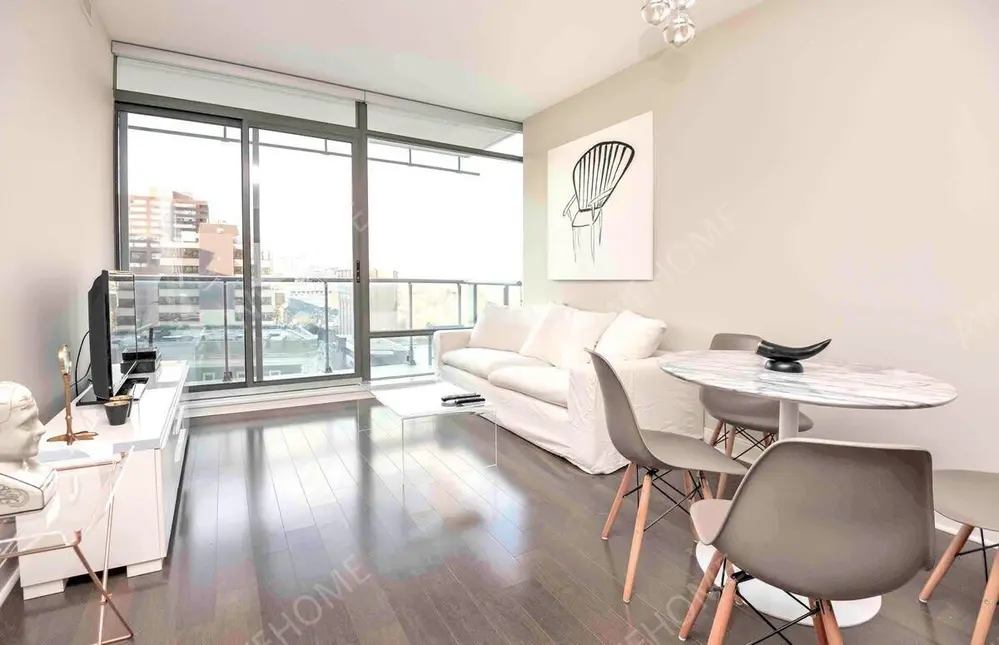 多倫多租房Exquisite Yorkville 1 Bedroom Condo