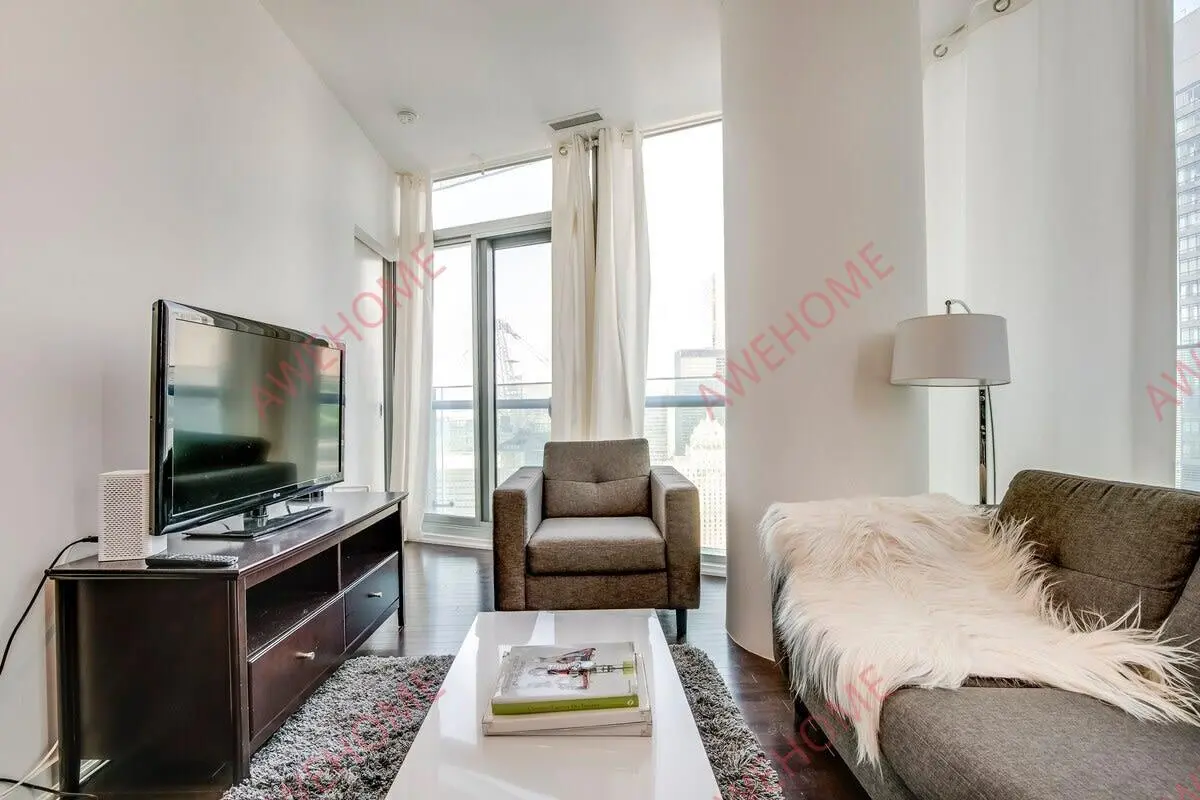 多倫多租房Beautiful Harbourfront Condo in Downtown Toronto