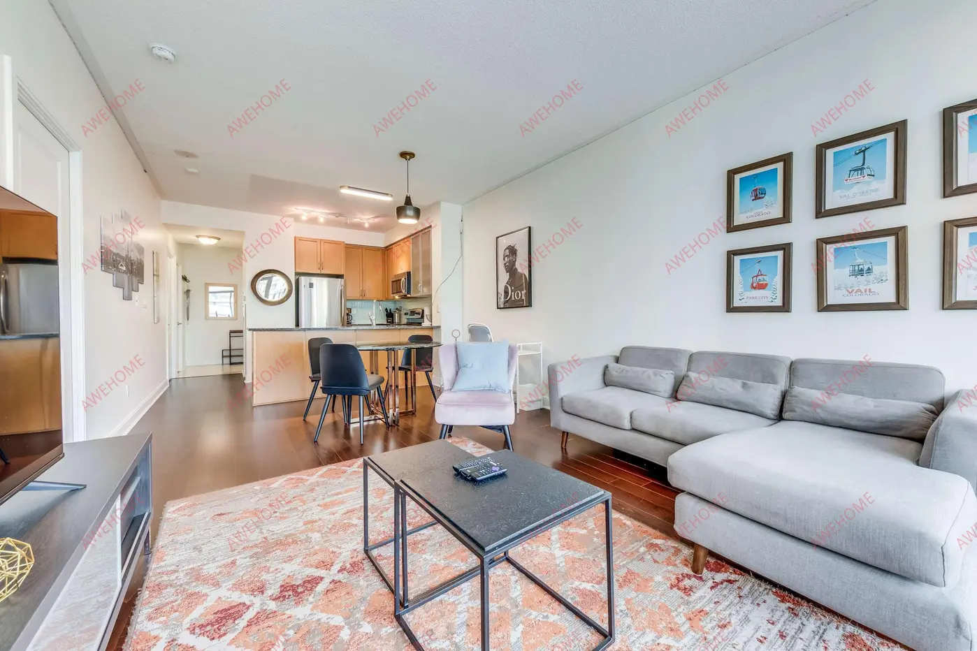 多倫多租房Sleek Modern Yorkville Suite