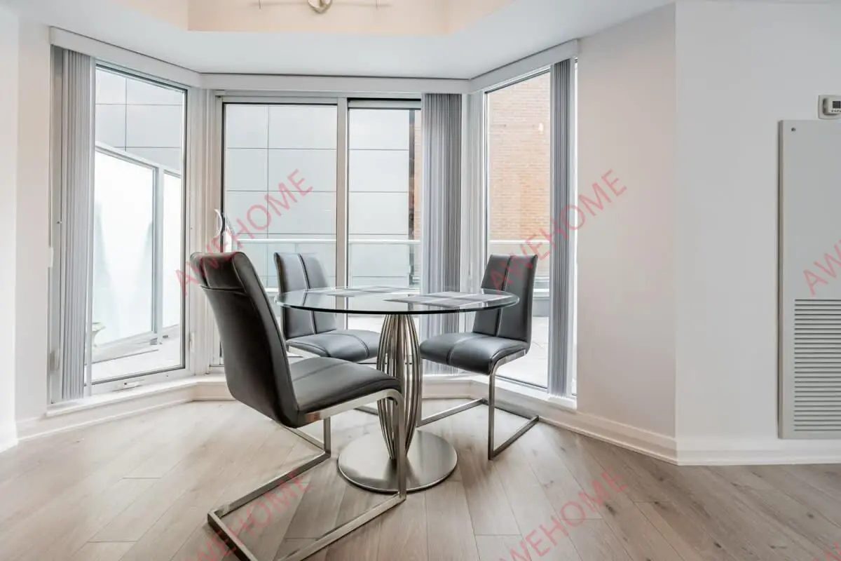 多倫多租房London in Yorkville
