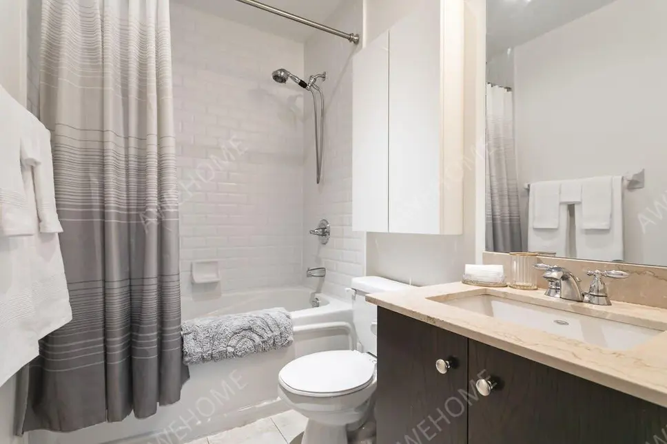 多倫多租房Yorkville Downtown Hotel Style Large Suite