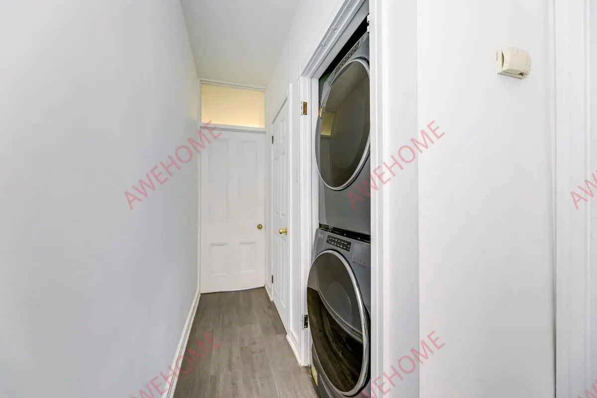 多倫多租房Stylish 2 Storey 2BR in Downtown Toronto